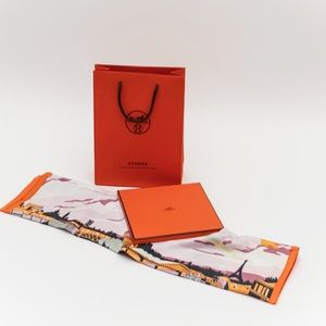 💎✨Authentic✨💎 PERFECT CONDITION Hermes Minuit au Faubourg scarf